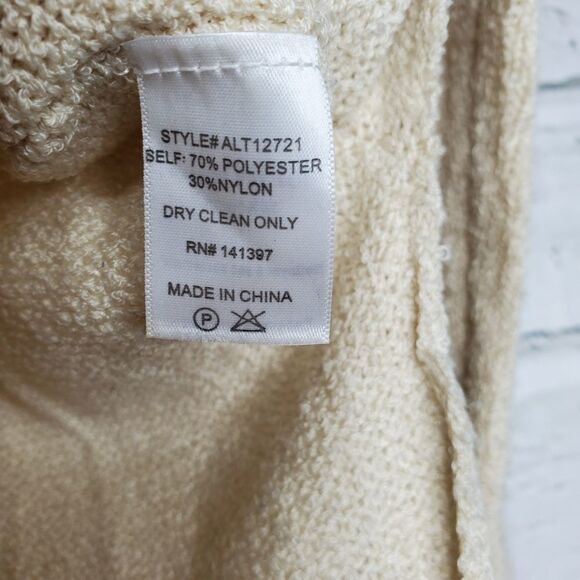 Astr the label lace up sweater in cream - Picture 8 of 9